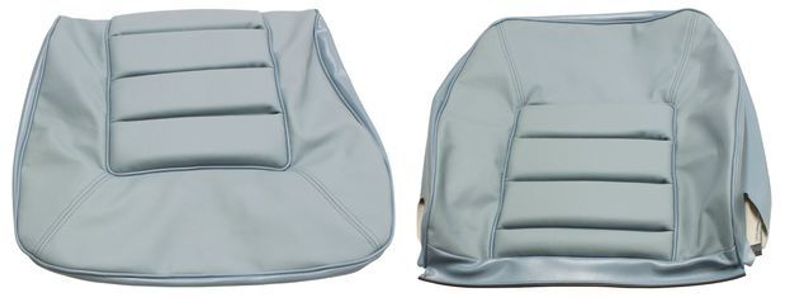 Bekleding voor de voorstoelen van een Volvo 164 uit 1972-1974, lichtblauw.