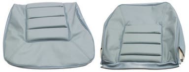 Bekleding voor de voorstoelen van een Volvo 164 uit 1972-1974, lichtblauw.