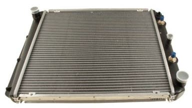 Radiator voor Volvo 240, 260, 740, 940, automaat