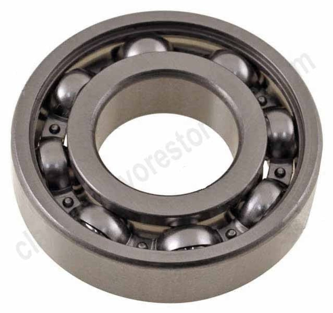 Lageroverbrenging J-type middenstuk voor Volvo 140, 164, 440, 460, 480, 760, 780 — bild 1 av 2